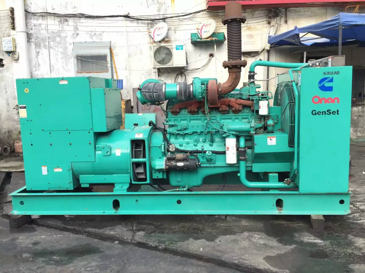 南丰租赁发电机-柴油发电机不正常冒烟的原因